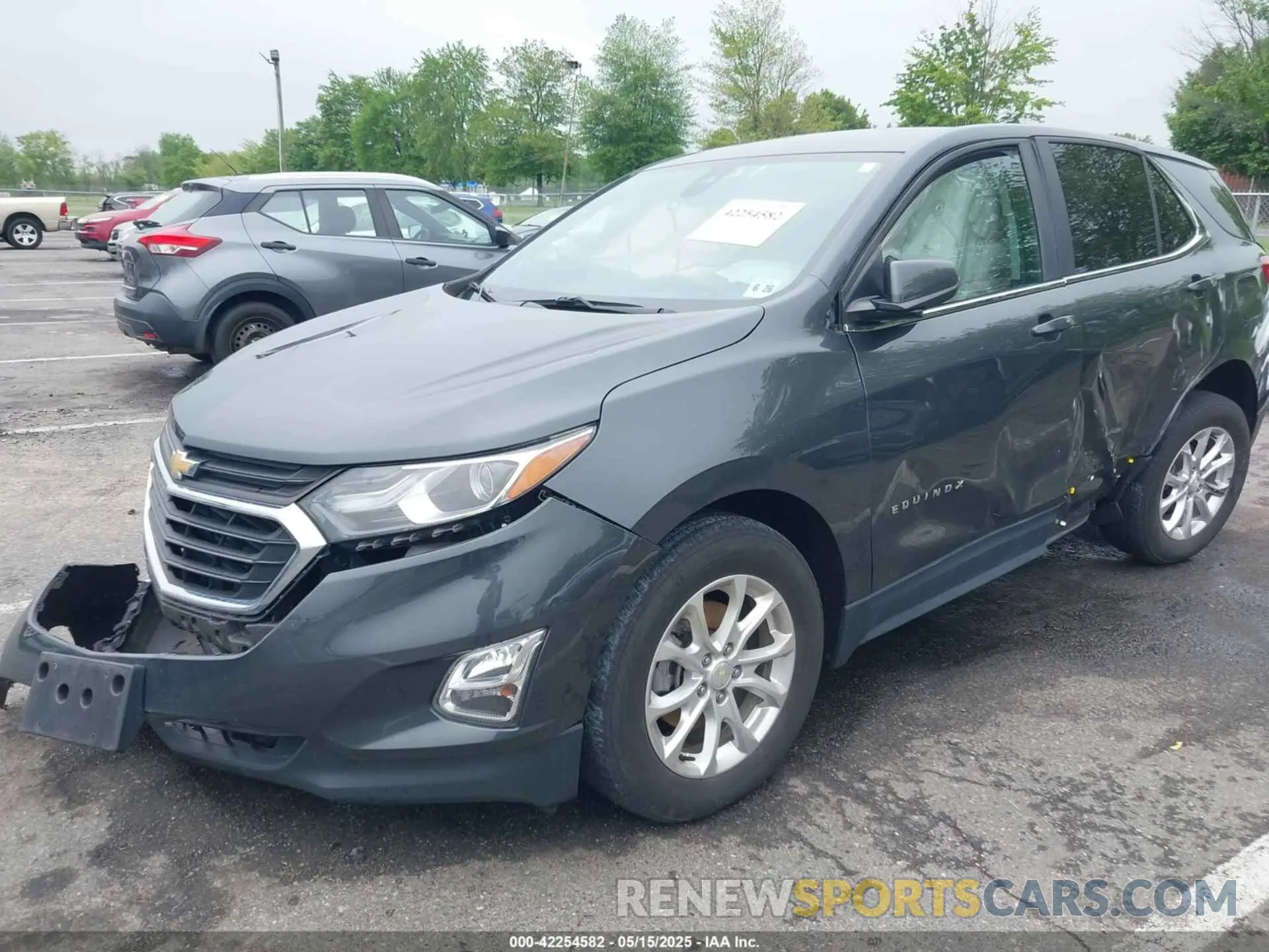 2 Фотография поврежденного автомобиля 2GNAXUEV8M6136585 CHEVROLET EQUINOX 2021