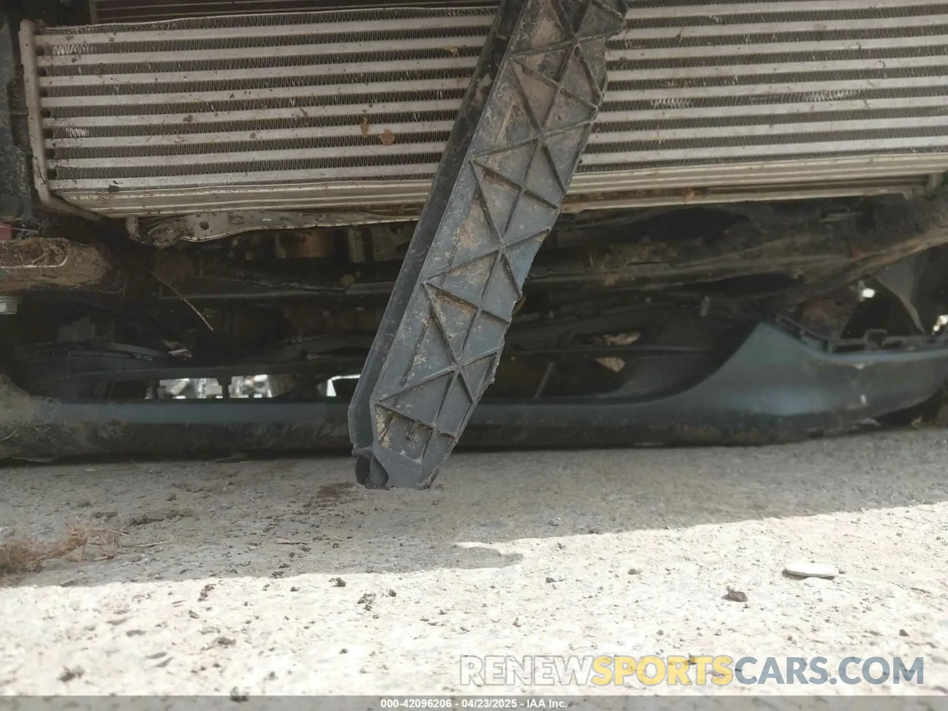 6 Фотография поврежденного автомобиля 2GNAXUEV8M6150504 CHEVROLET EQUINOX 2021