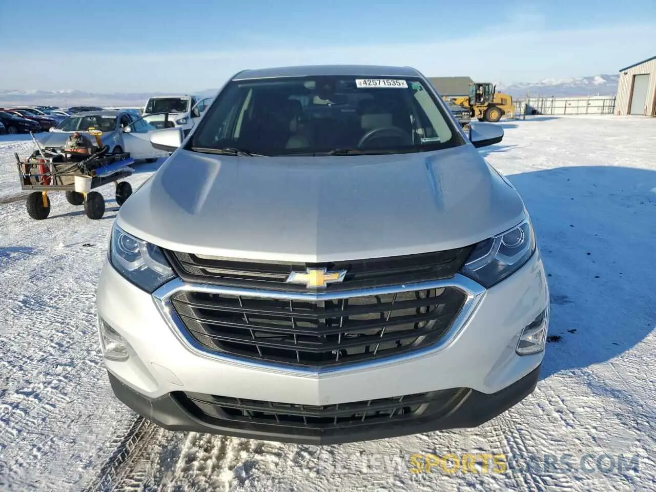 5 Photograph of a damaged car 2GNAXUEV9M6164556 CHEVROLET EQUINOX 2021
