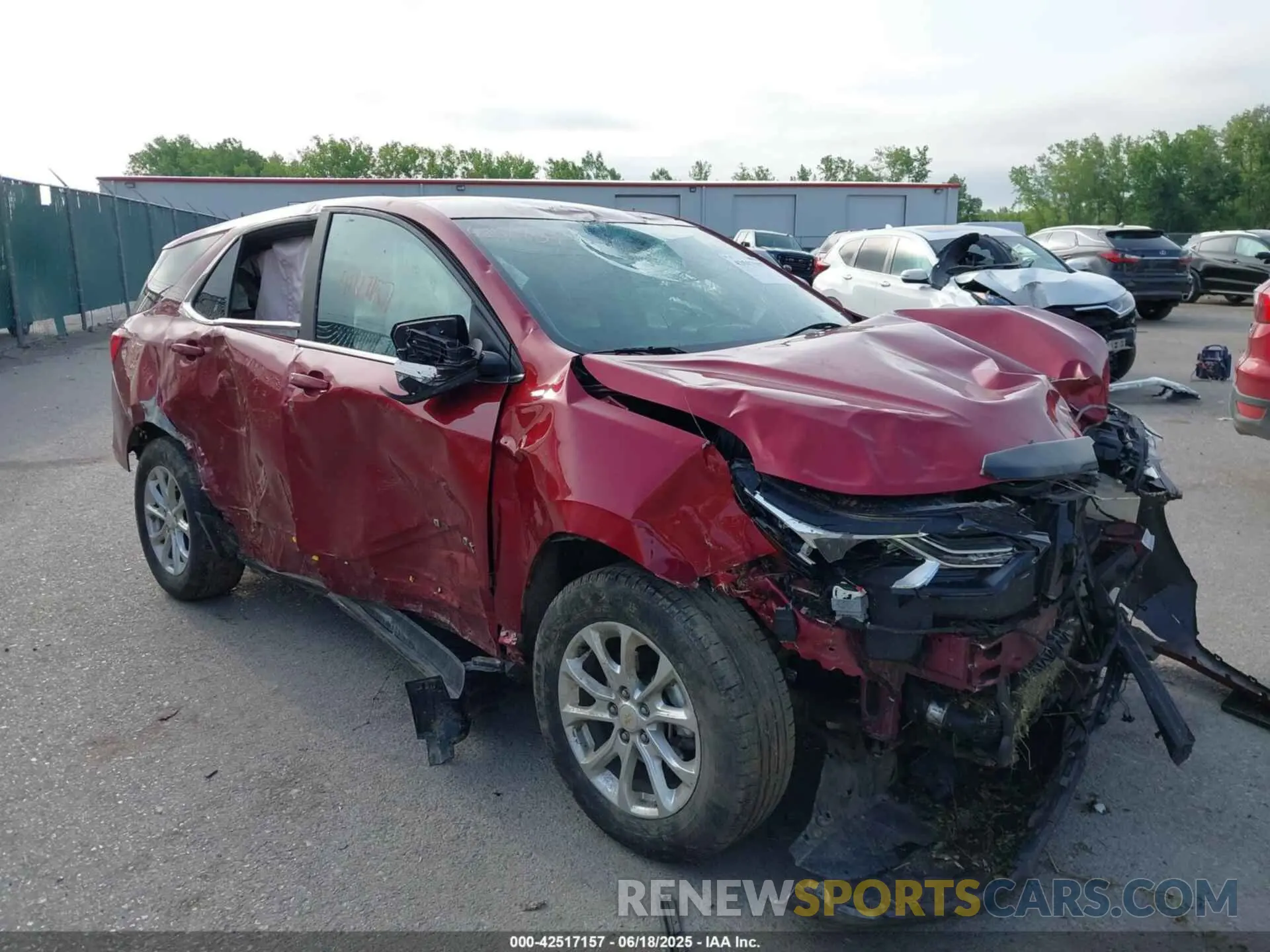 1 Photograph of a damaged car 2GNAXUEVXM6111459 CHEVROLET EQUINOX 2021