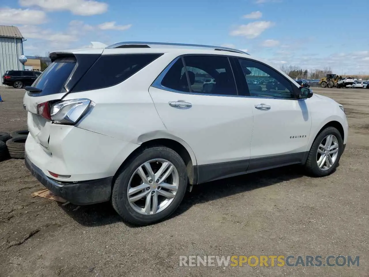 3 Photograph of a damaged car 2GNAXXEV6M6137669 CHEVROLET EQUINOX 2021