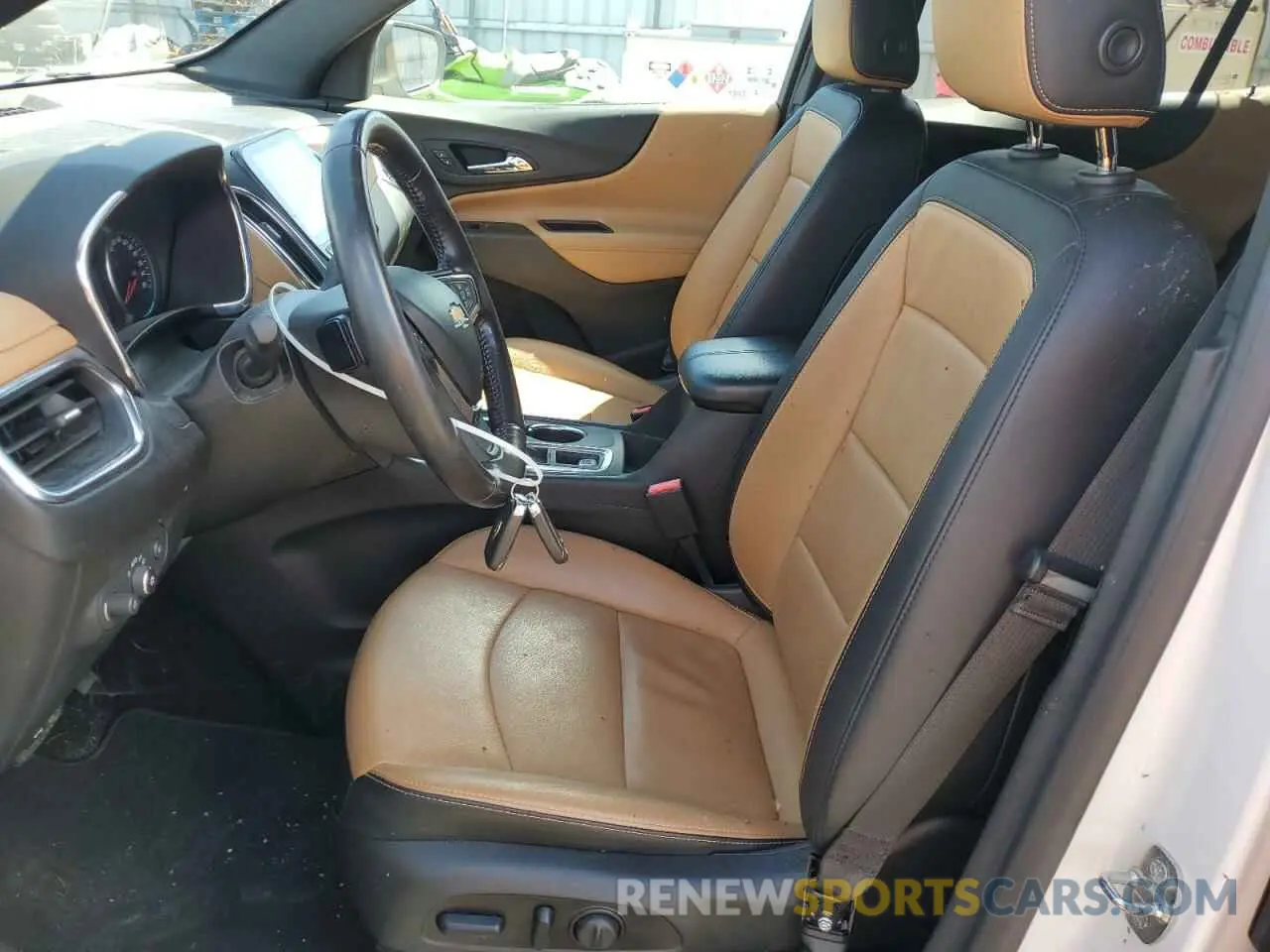 7 Photograph of a damaged car 2GNAXXEV6M6137669 CHEVROLET EQUINOX 2021