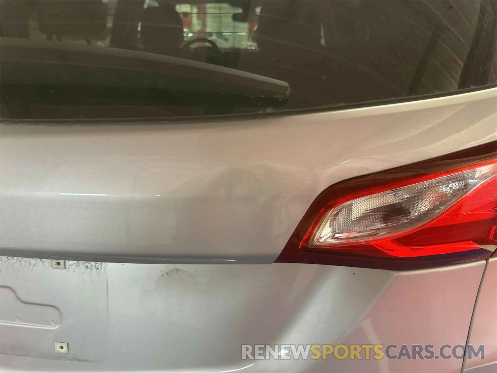 8 Photograph of a damaged car 2GNAXXEV7M6106060 CHEVROLET EQUINOX 2021
