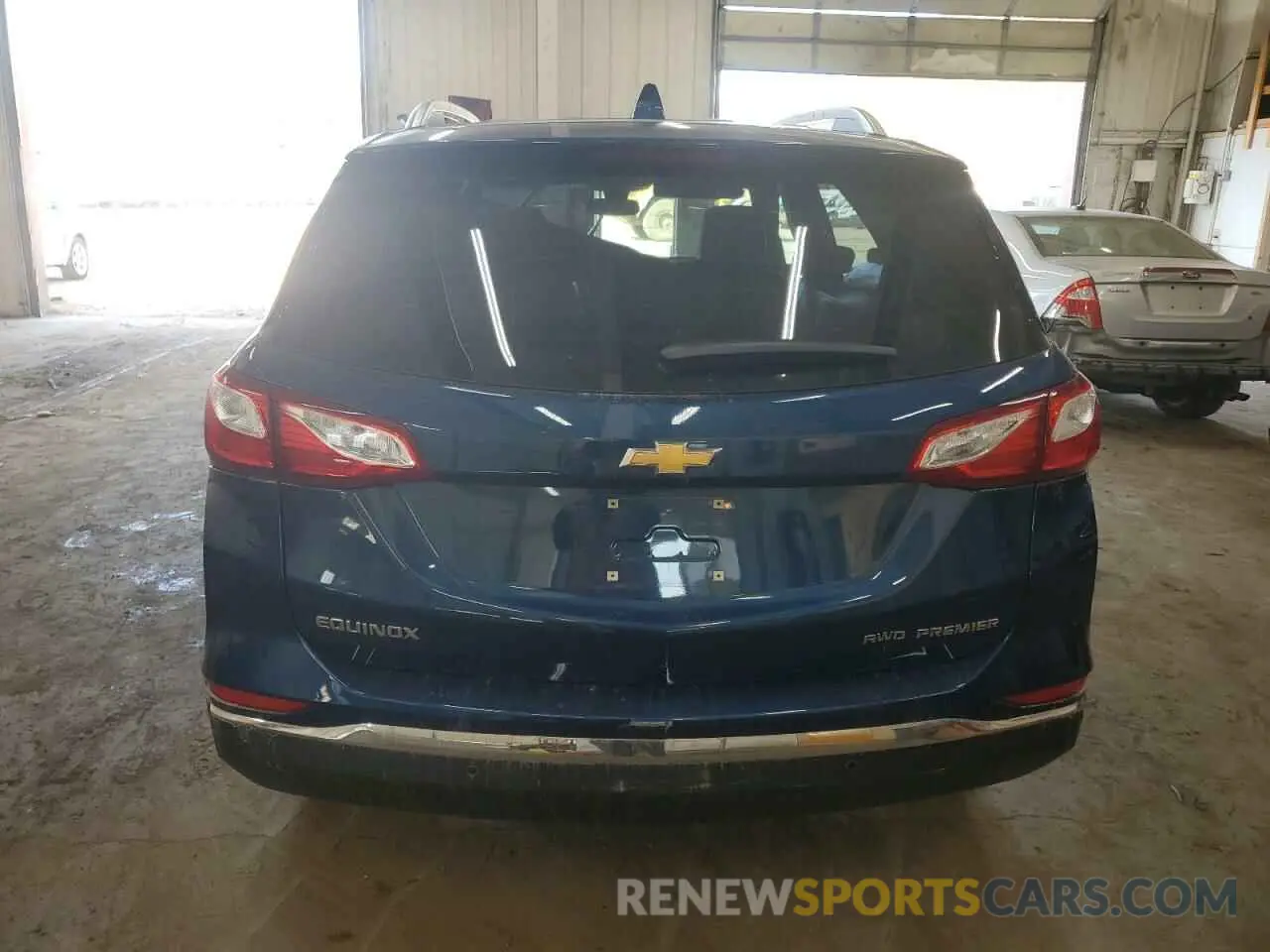6 Photograph of a damaged car 2GNAXXEV8M6132439 CHEVROLET EQUINOX 2021
