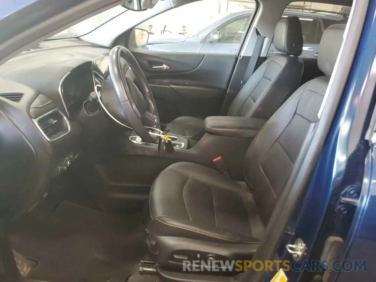7 Photograph of a damaged car 2GNAXXEV8M6132439 CHEVROLET EQUINOX 2021