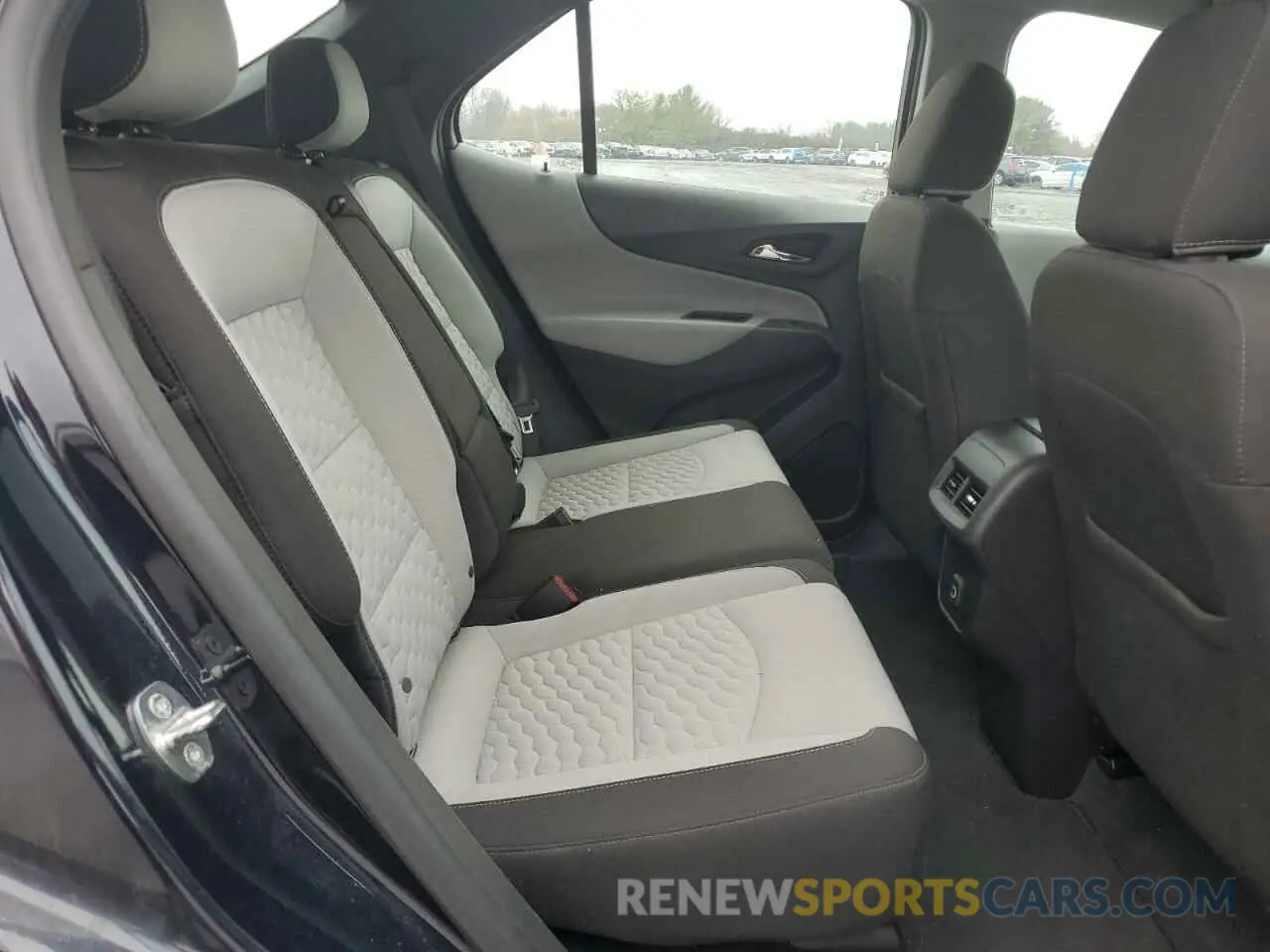 11 Photograph of a damaged car 3GNAX5EV0MS141383 CHEVROLET EQUINOX 2021