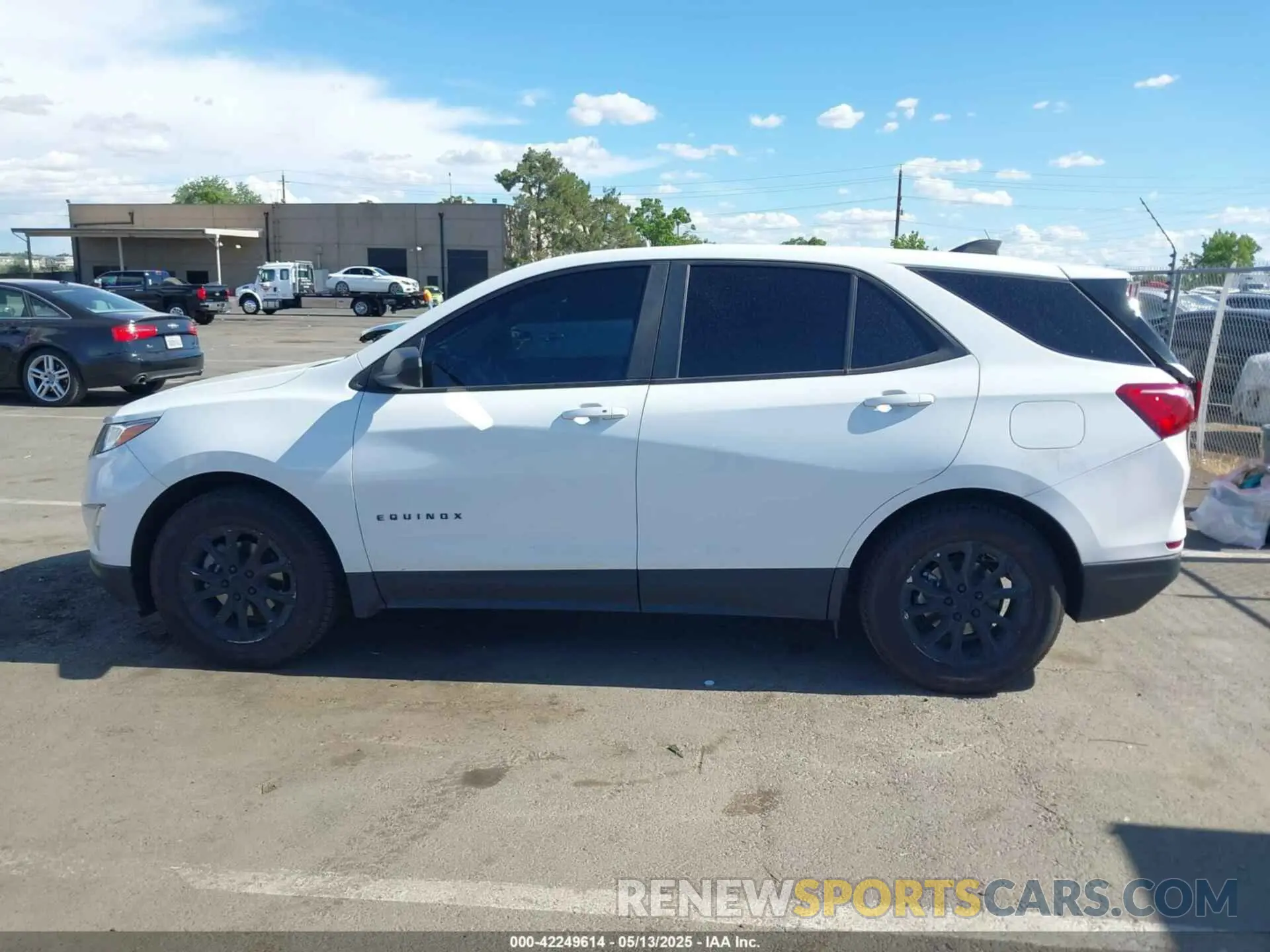 14 Photograph of a damaged car 3GNAXHEV1MS139594 CHEVROLET EQUINOX 2021