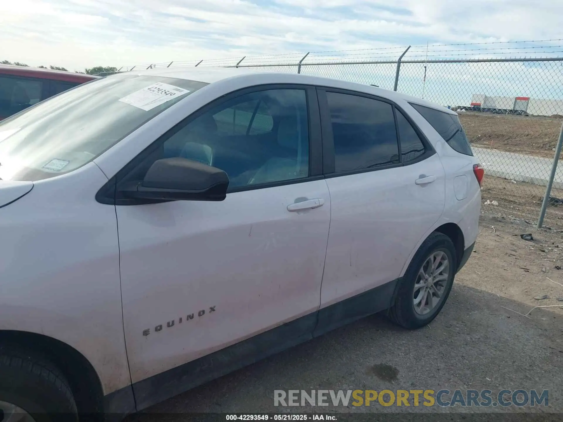 14 Photograph of a damaged car 3GNAXHEV1MS178038 CHEVROLET EQUINOX 2021