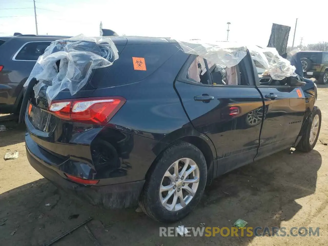 3 Фотография поврежденного автомобиля 3GNAXHEV2MS112176 CHEVROLET EQUINOX 2021