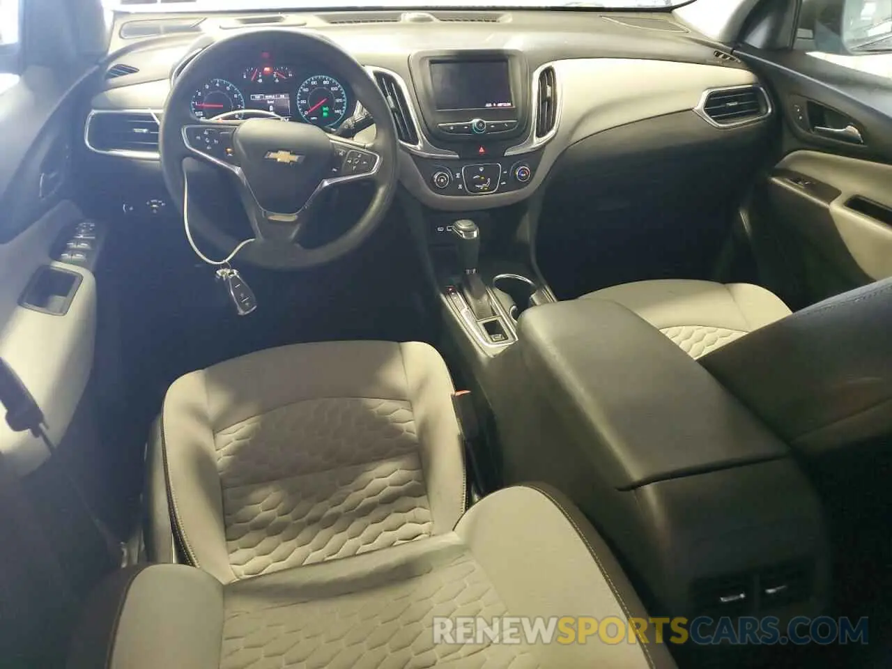 8 Photograph of a damaged car 3GNAXHEV2MS134436 CHEVROLET EQUINOX 2021