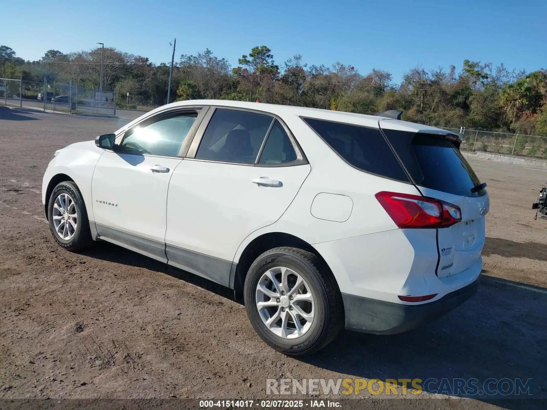 3 Фотография поврежденного автомобиля 3GNAXHEV2MS172667 CHEVROLET EQUINOX 2021