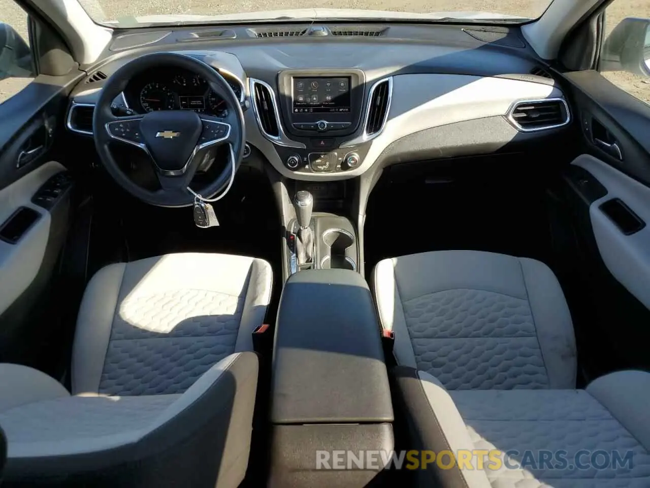 8 Photograph of a damaged car 3GNAXHEV3MS136602 CHEVROLET EQUINOX 2021