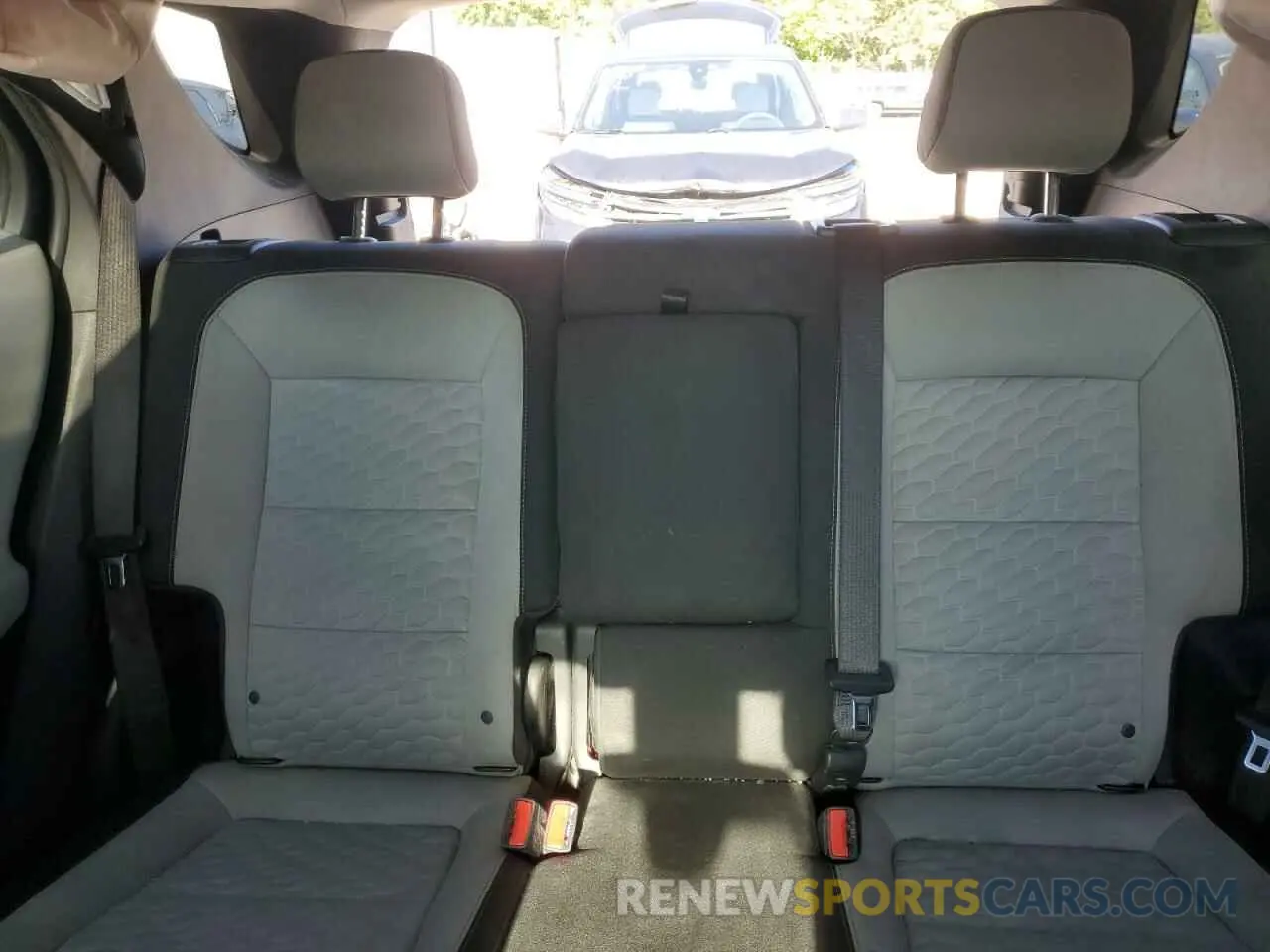 10 Фотография поврежденного автомобиля 3GNAXHEV3MS182205 CHEVROLET EQUINOX 2021