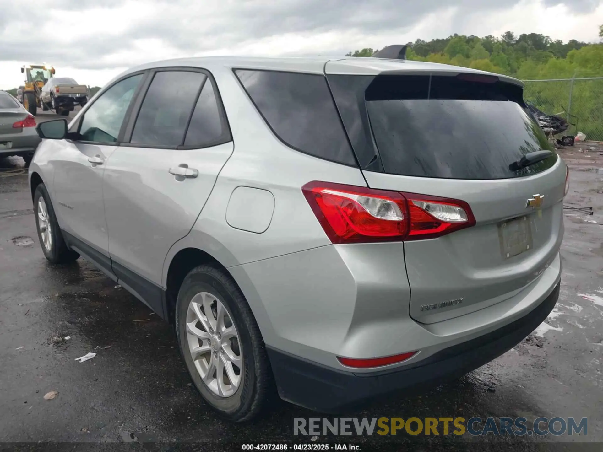 3 Фотография поврежденного автомобиля 3GNAXHEV4MS142165 CHEVROLET EQUINOX 2021