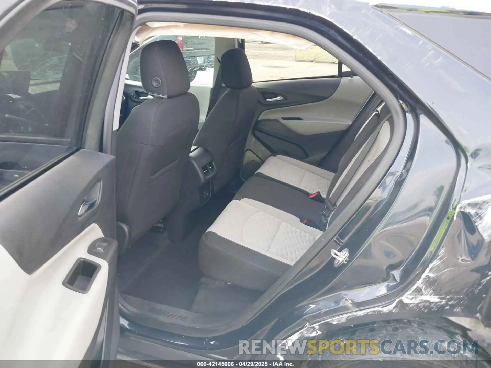 8 Фотография поврежденного автомобиля 3GNAXHEV6MS112567 CHEVROLET EQUINOX 2021