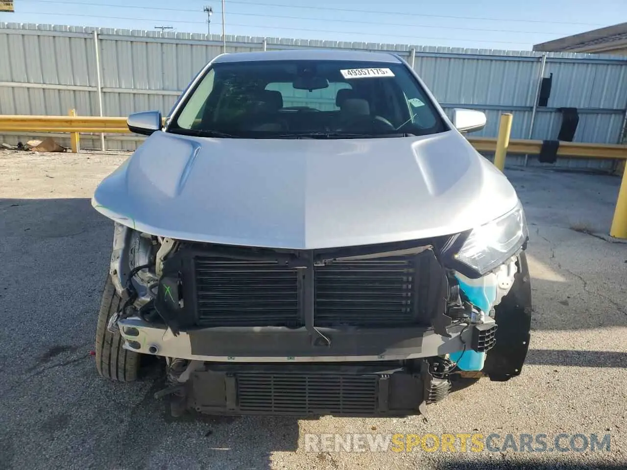 5 Photograph of a damaged car 3GNAXHEV6MS139669 CHEVROLET EQUINOX 2021