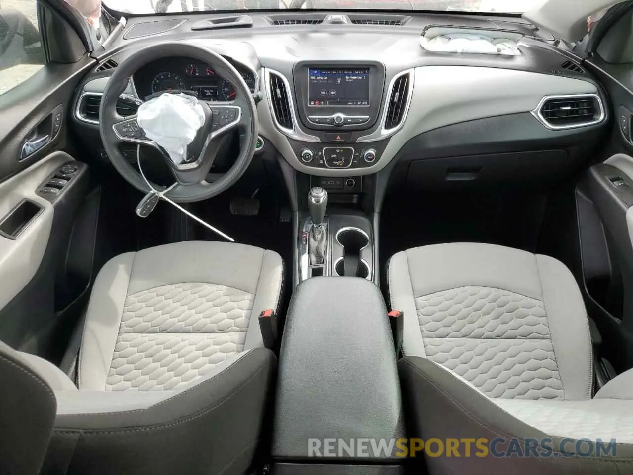 8 Photograph of a damaged car 3GNAXHEV7MS173863 CHEVROLET EQUINOX 2021
