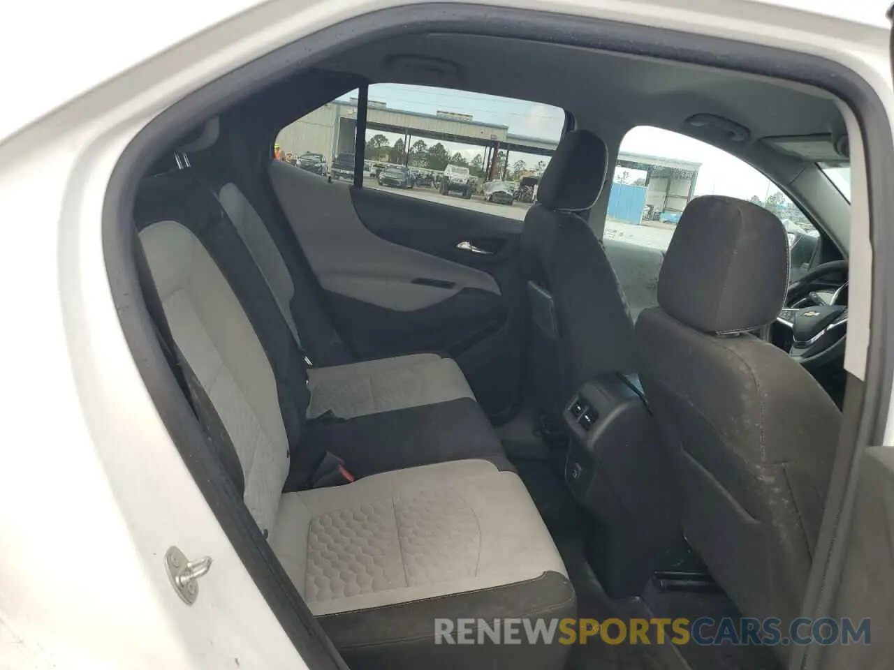 11 Фотография поврежденного автомобиля 3GNAXHEV8MS122257 CHEVROLET EQUINOX 2021