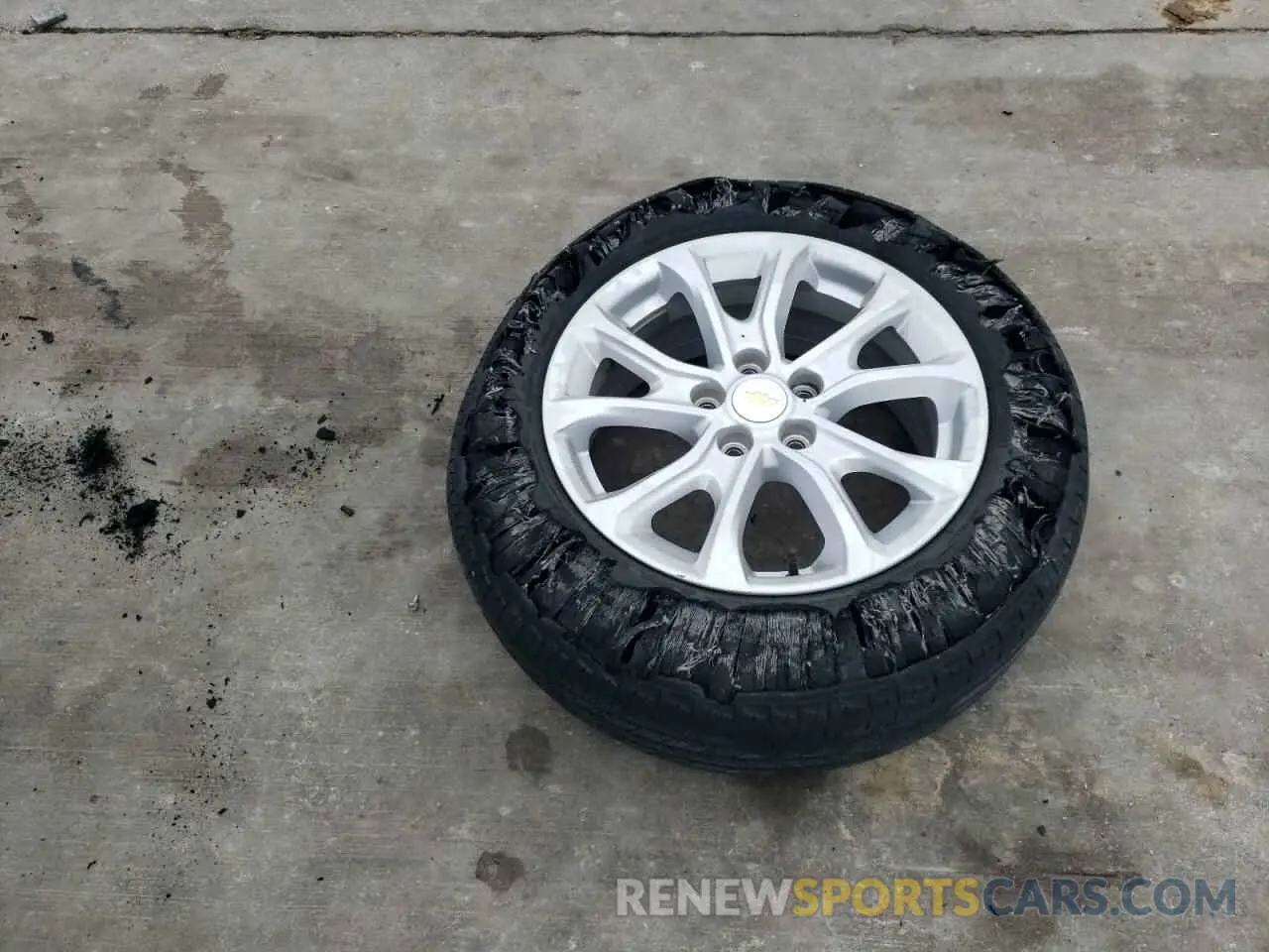 13 Фотография поврежденного автомобиля 3GNAXHEV8MS123392 CHEVROLET EQUINOX 2021