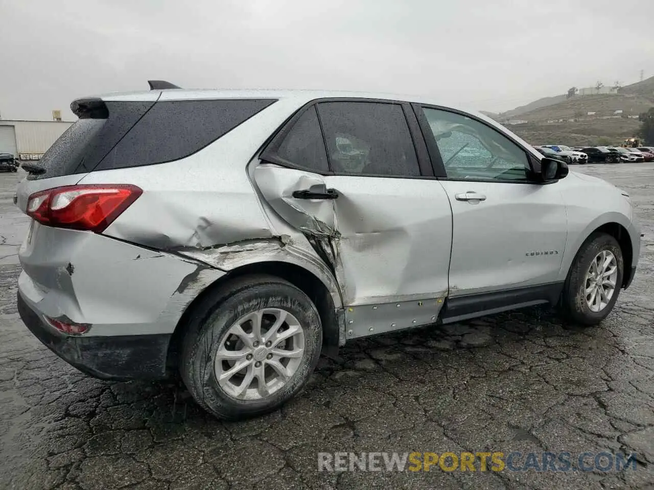 3 Фотография поврежденного автомобиля 3GNAXHEV9MS121411 CHEVROLET EQUINOX 2021