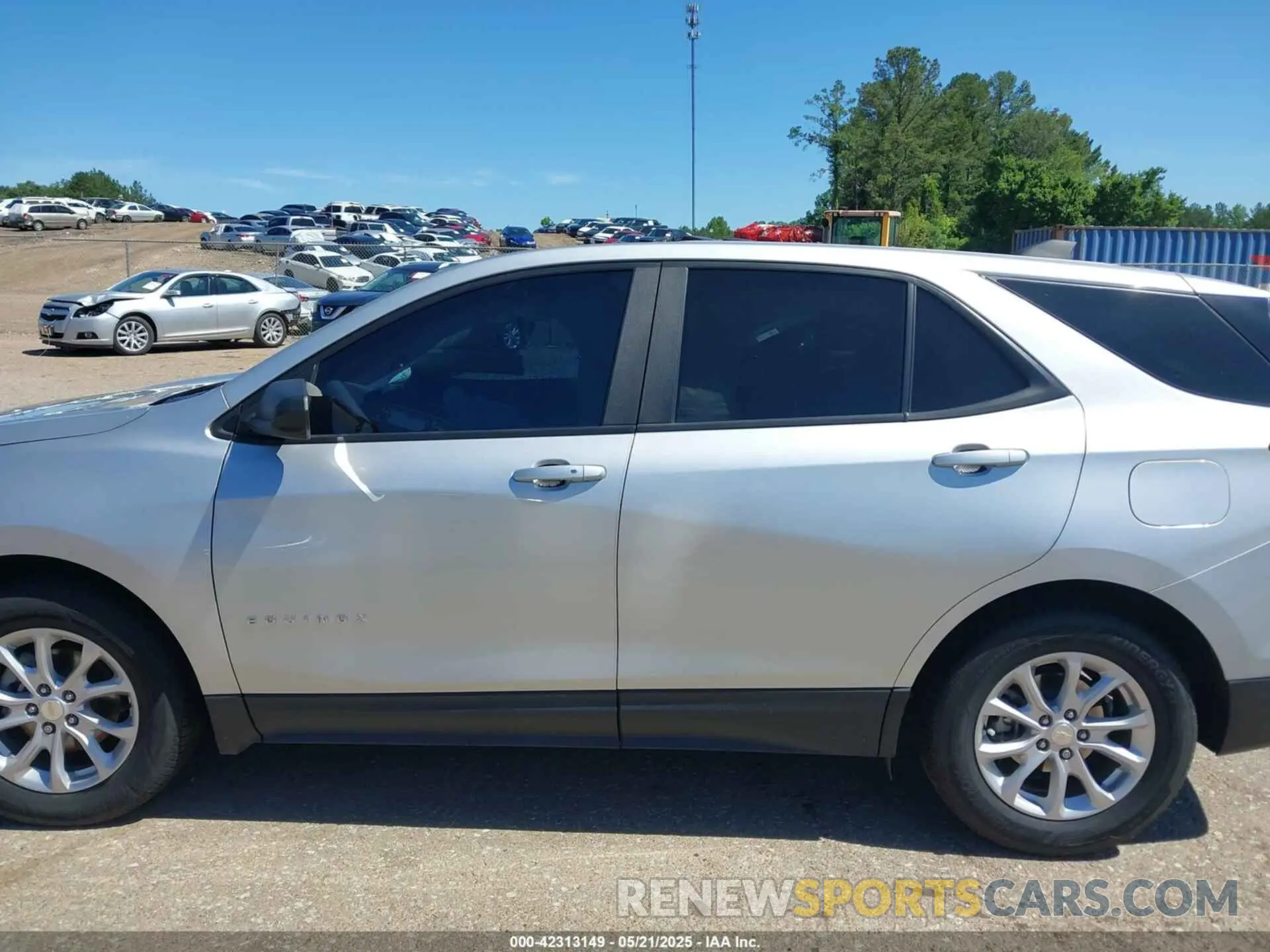 13 Фотография поврежденного автомобиля 3GNAXHEV9MS158412 CHEVROLET EQUINOX 2021