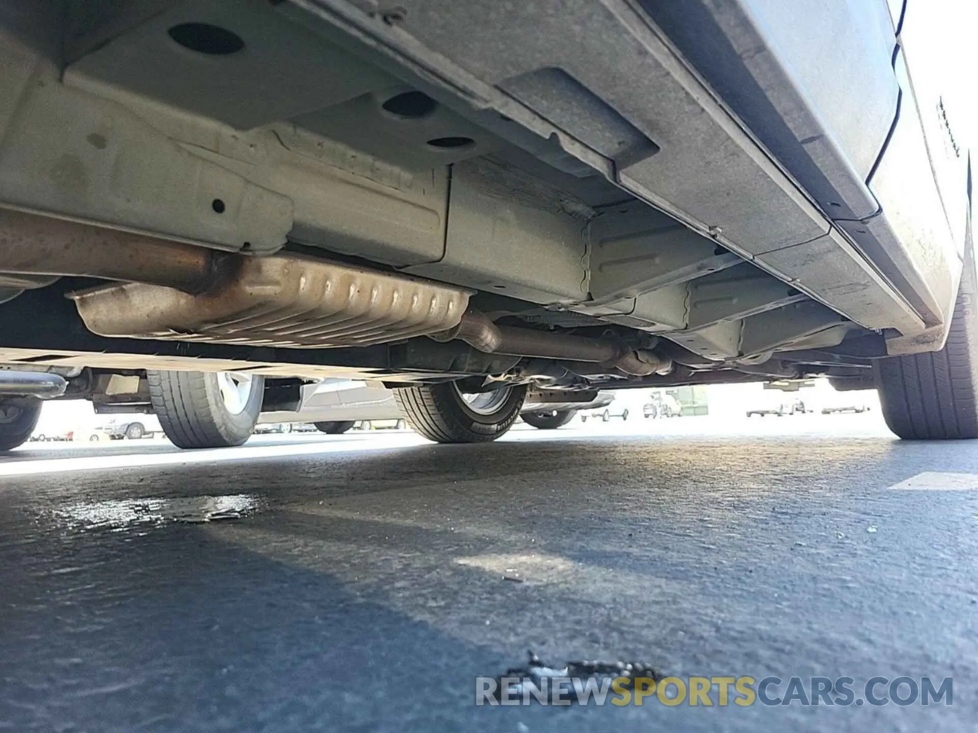 32 Photograph of a damaged car 3GNAXJEV0MS121479 CHEVROLET EQUINOX 2021