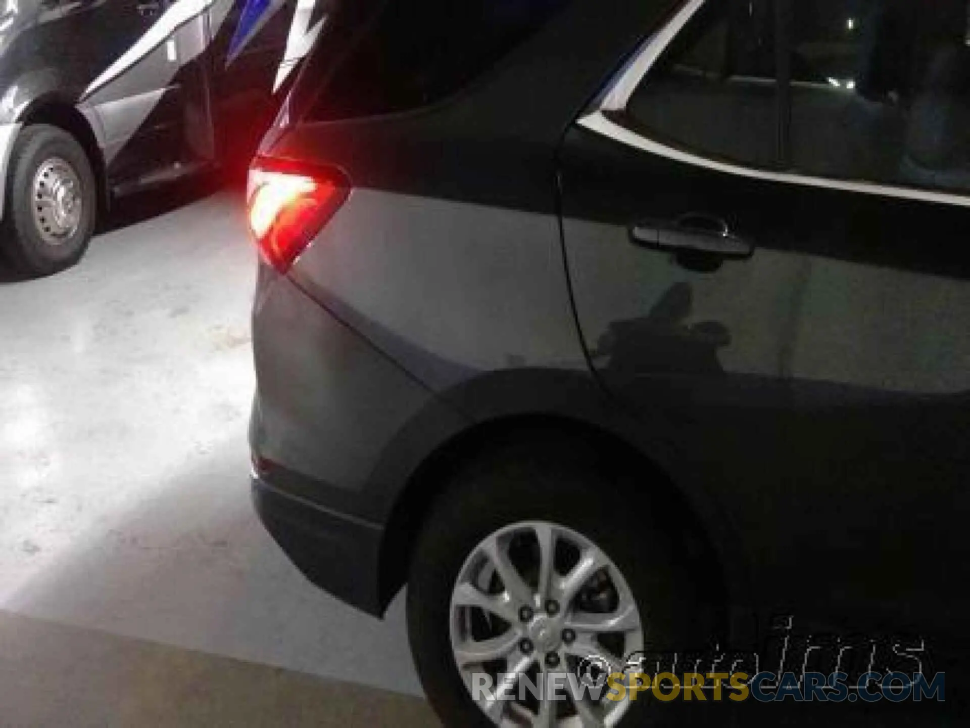 8 Фотография поврежденного автомобиля 3GNAXJEV6ML379595 CHEVROLET EQUINOX 2021
