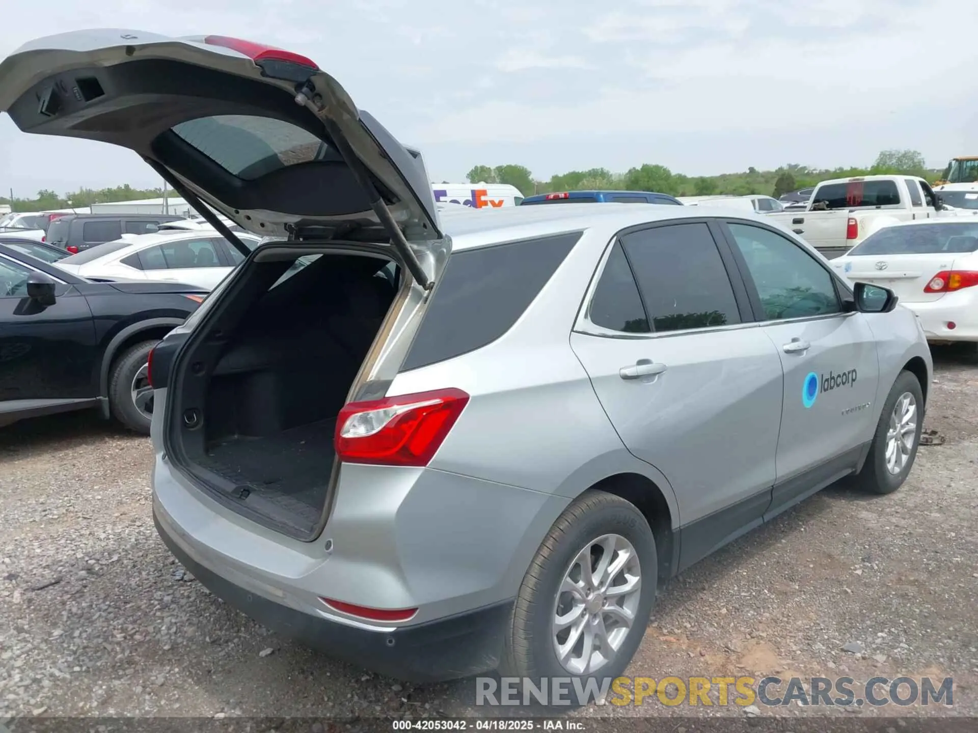 4 Фотография поврежденного автомобиля 3GNAXJEV7MS161770 CHEVROLET EQUINOX 2021