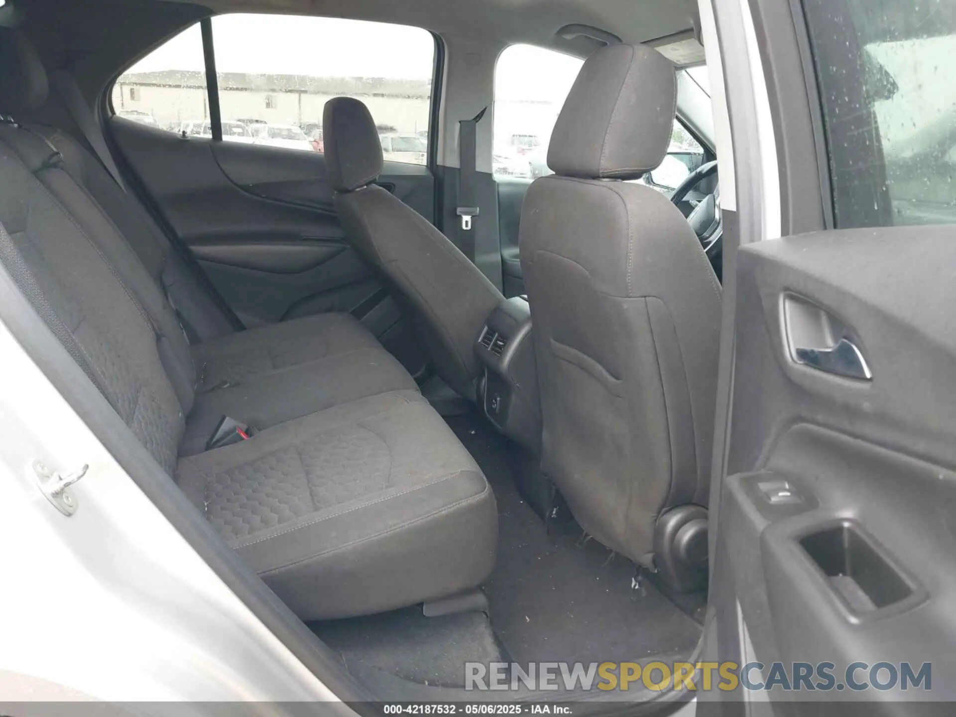 8 Photograph of a damaged car 3GNAXJEV9MS161317 CHEVROLET EQUINOX 2021
