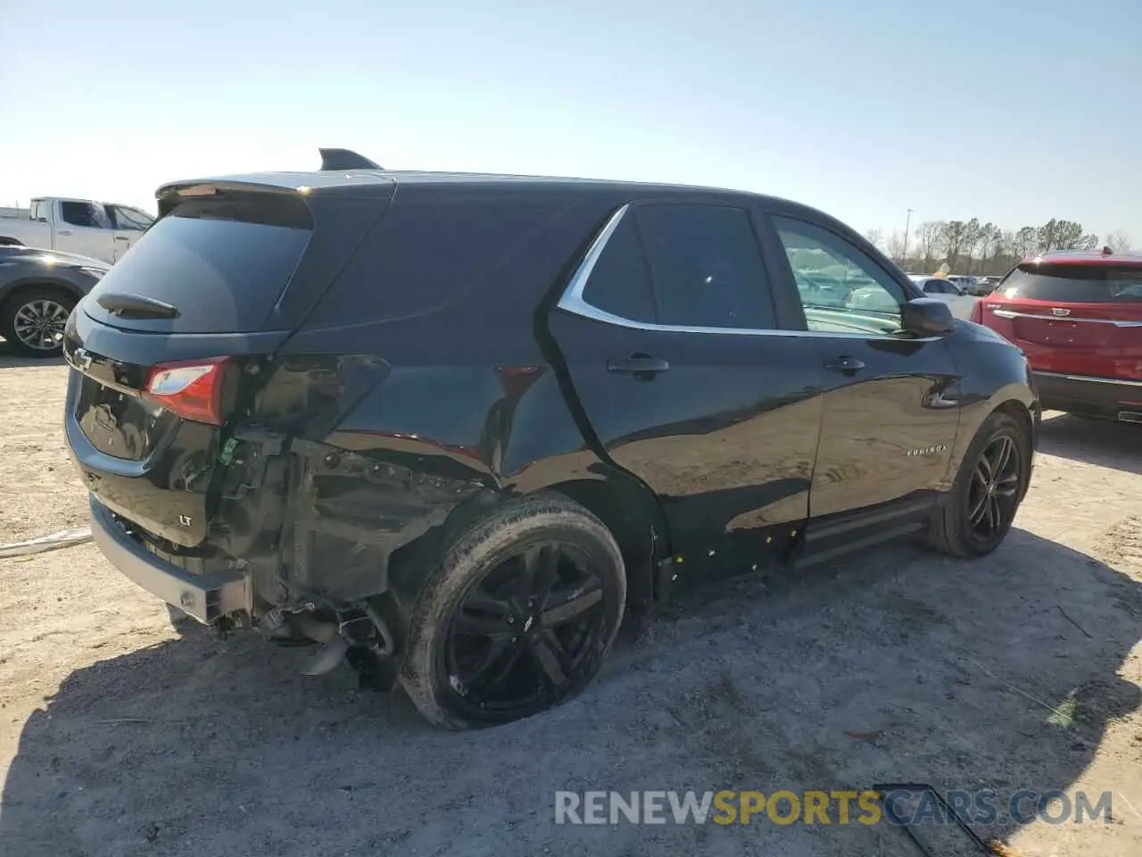 3 Photograph of a damaged car 3GNAXKEV1ML360474 CHEVROLET EQUINOX 2021