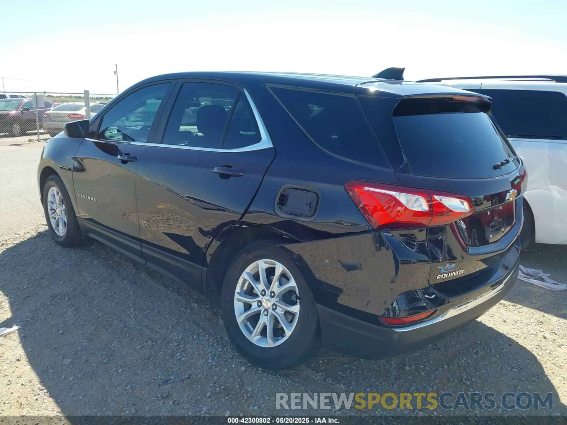 3 Photograph of a damaged car 3GNAXKEV1MS129869 CHEVROLET EQUINOX 2021