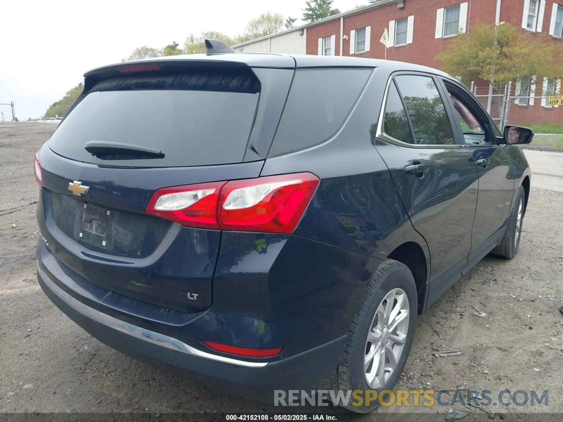 4 Фотография поврежденного автомобиля 3GNAXKEV1MS131704 CHEVROLET EQUINOX 2021