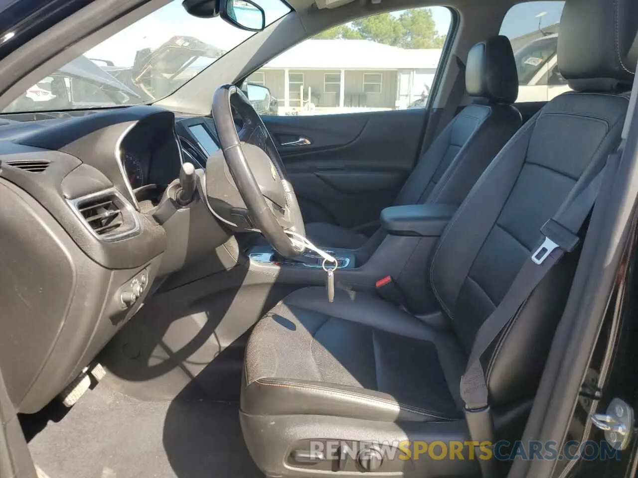 7 Photograph of a damaged car 3GNAXKEV2ML347118 CHEVROLET EQUINOX 2021