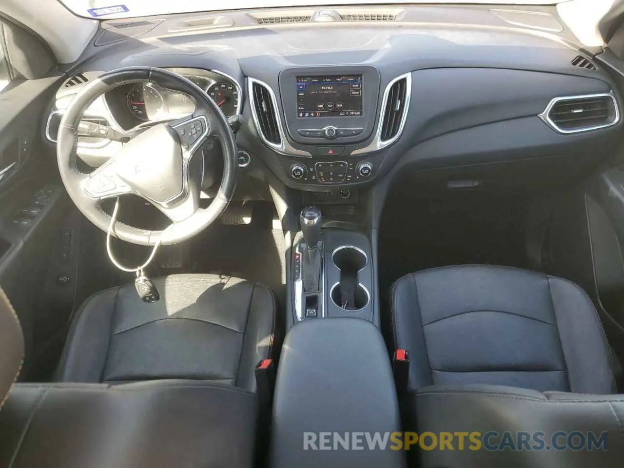 8 Photograph of a damaged car 3GNAXKEV2ML347118 CHEVROLET EQUINOX 2021