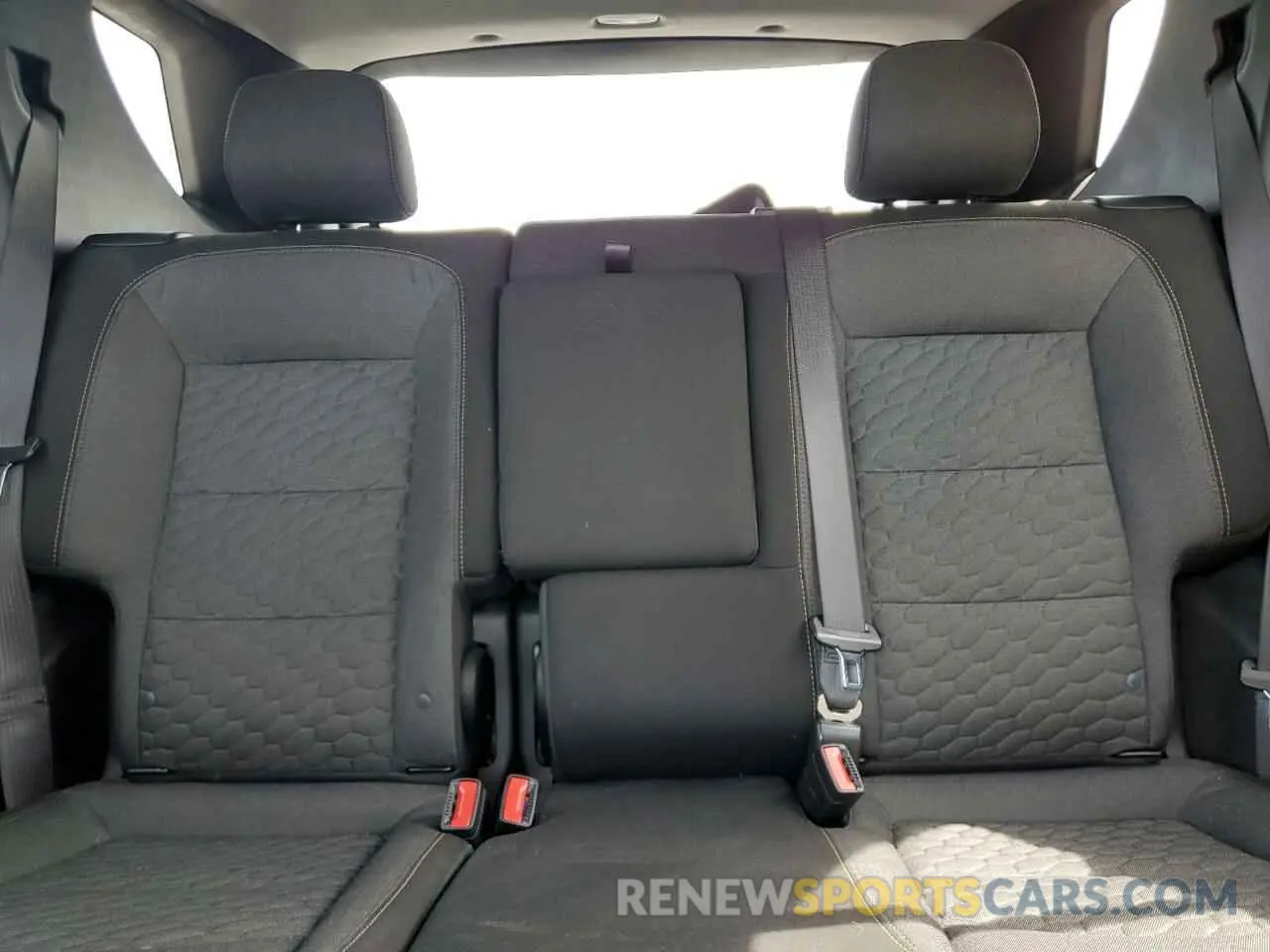 10 Фотография поврежденного автомобиля 3GNAXKEV2ML402893 CHEVROLET EQUINOX 2021