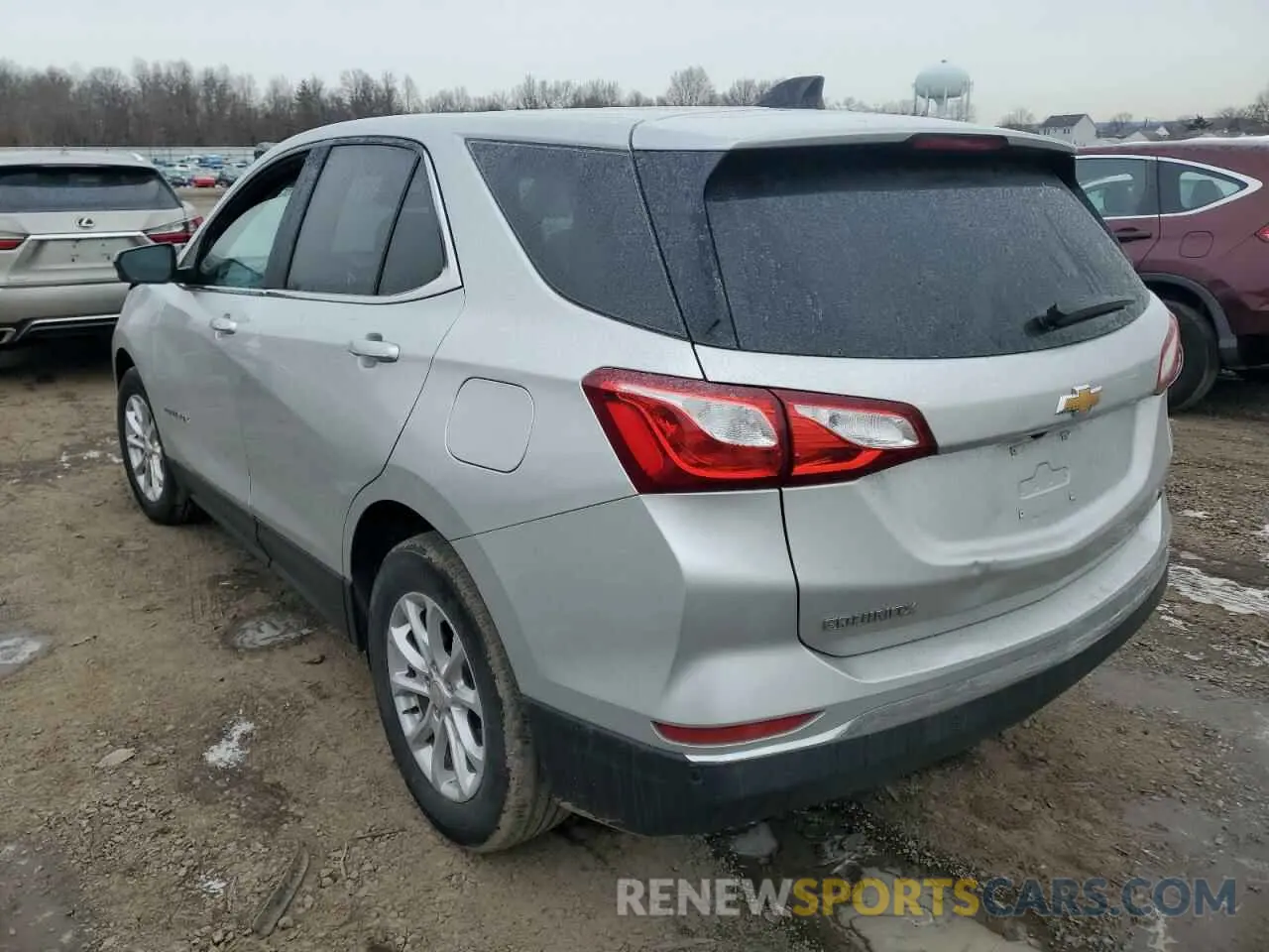 2 Photograph of a damaged car 3GNAXKEV2MS116287 CHEVROLET EQUINOX 2021