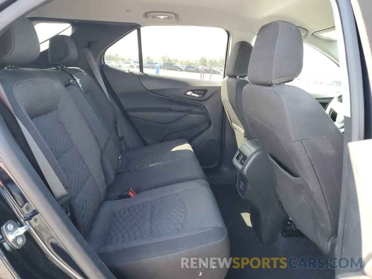 11 Photograph of a damaged car 3GNAXKEV2MS146289 CHEVROLET EQUINOX 2021