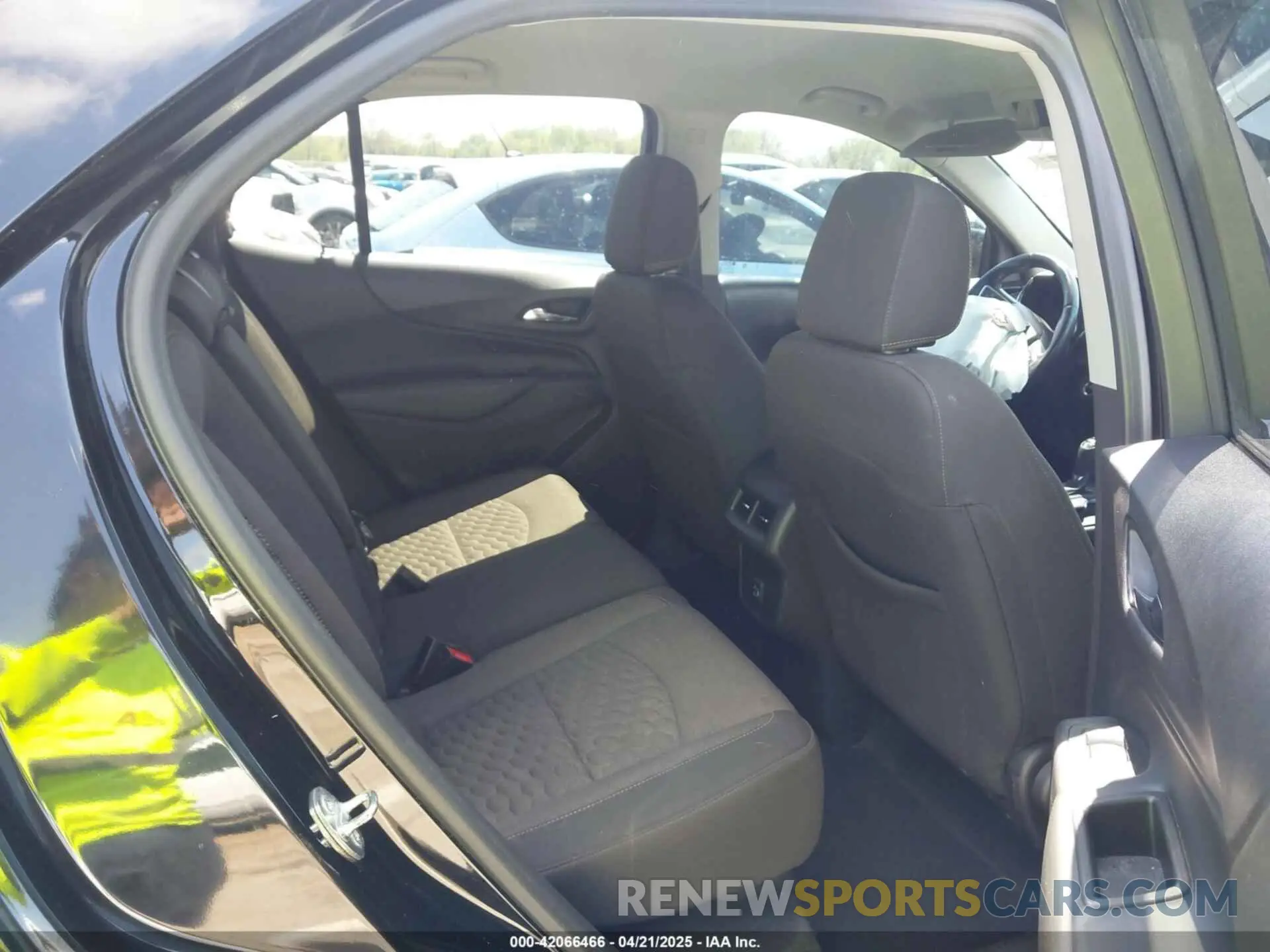 8 Фотография поврежденного автомобиля 3GNAXKEV3ML367443 CHEVROLET EQUINOX 2021