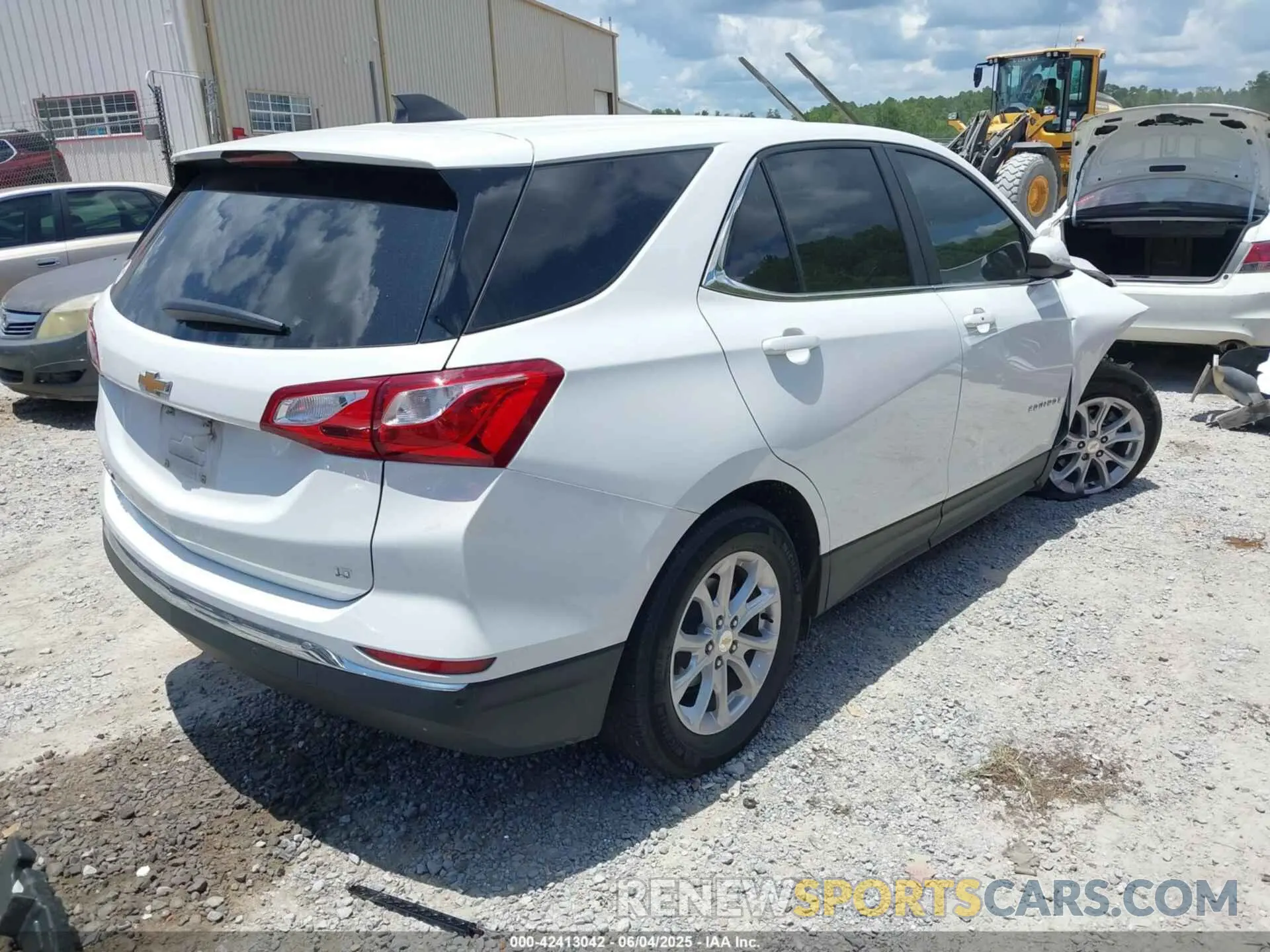 4 Фотография поврежденного автомобиля 3GNAXKEV4MS165331 CHEVROLET EQUINOX 2021