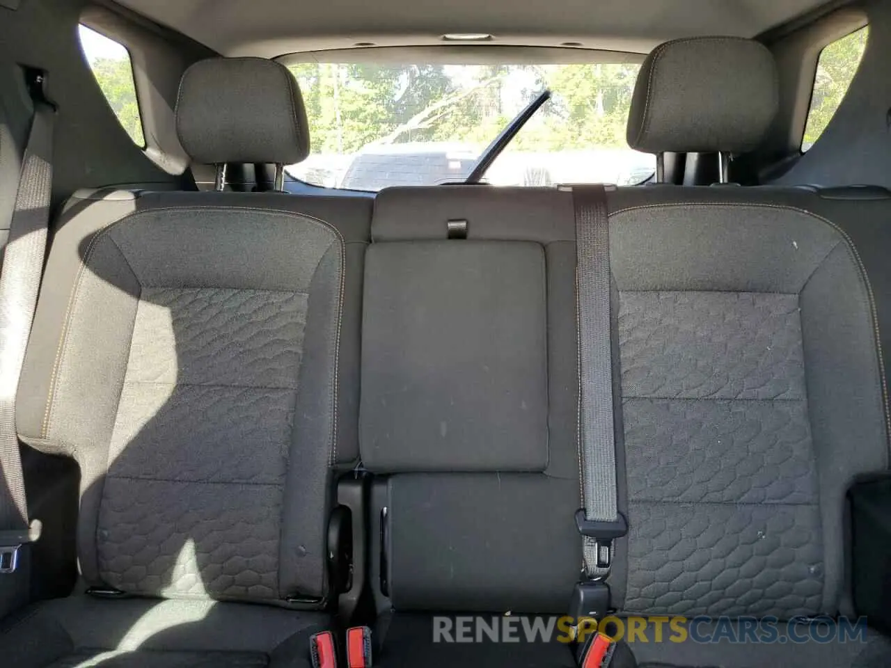10 Photograph of a damaged car 3GNAXKEV5ML307924 CHEVROLET EQUINOX 2021
