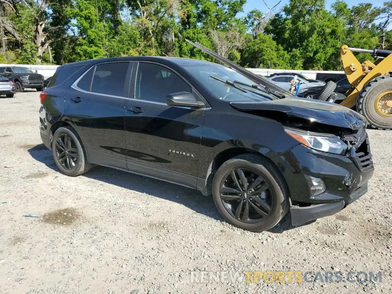 4 Photograph of a damaged car 3GNAXKEV5ML307924 CHEVROLET EQUINOX 2021