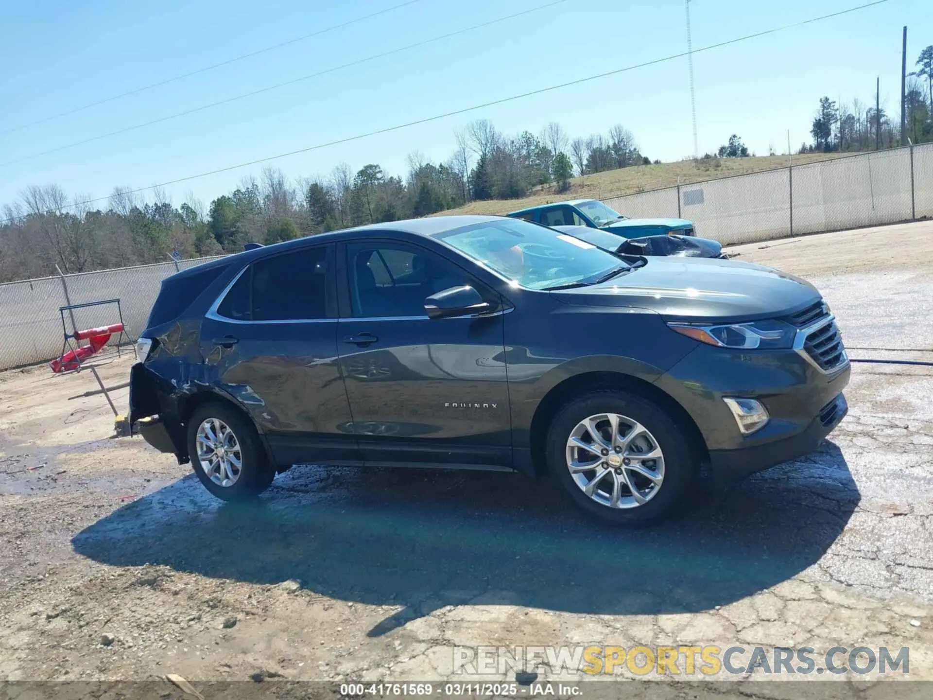 13 Photograph of a damaged car 3GNAXKEV5ML313271 CHEVROLET EQUINOX 2021