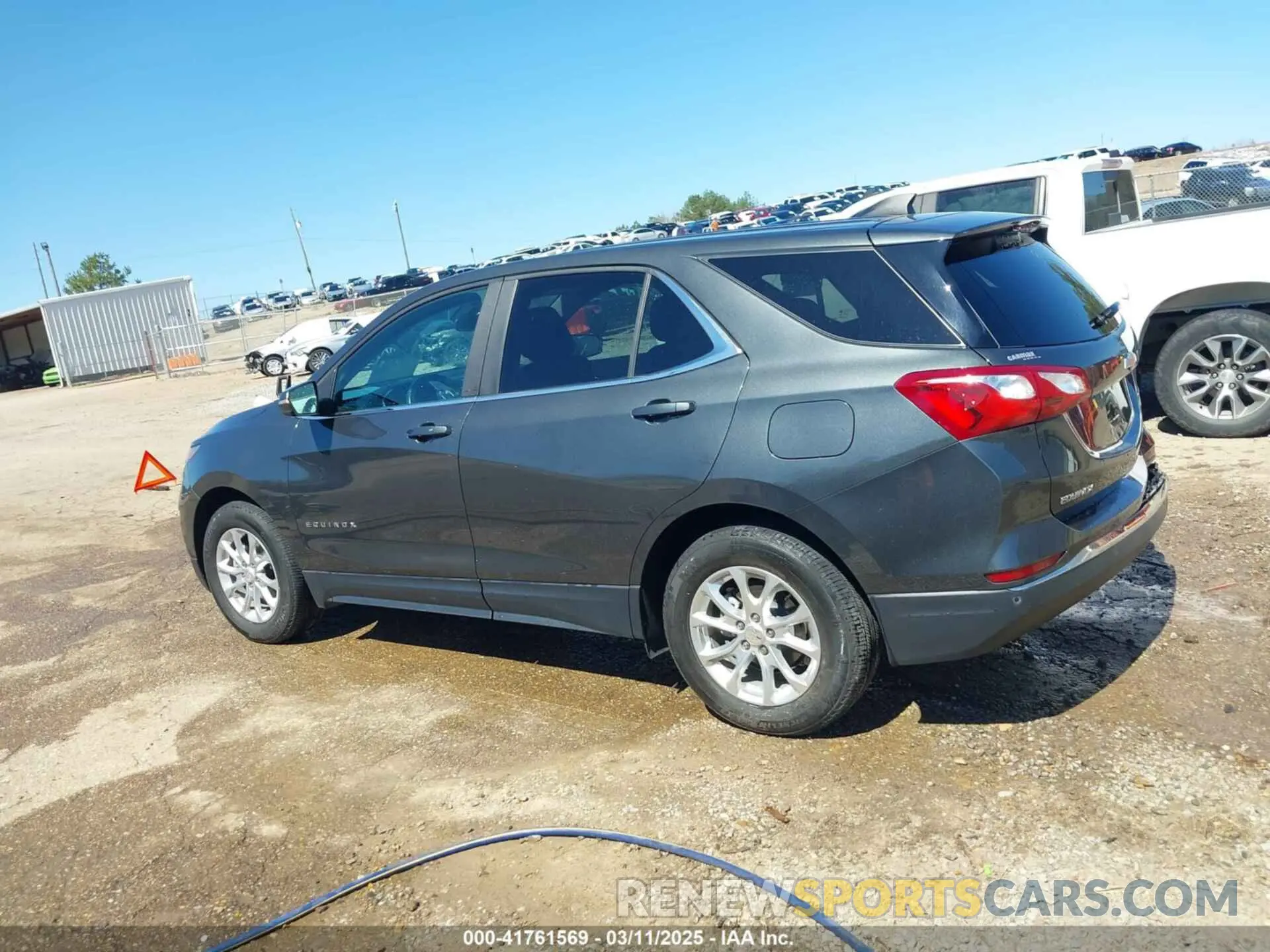 14 Photograph of a damaged car 3GNAXKEV5ML313271 CHEVROLET EQUINOX 2021
