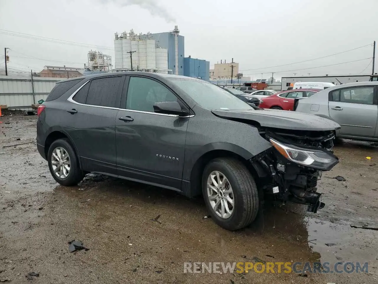 4 Photograph of a damaged car 3GNAXKEV5ML361756 CHEVROLET EQUINOX 2021
