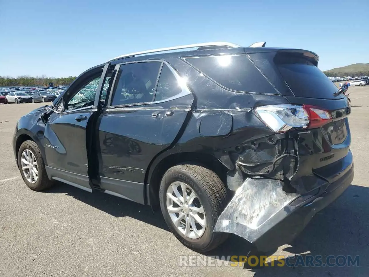 2 Photograph of a damaged car 3GNAXKEV5ML401057 CHEVROLET EQUINOX 2021