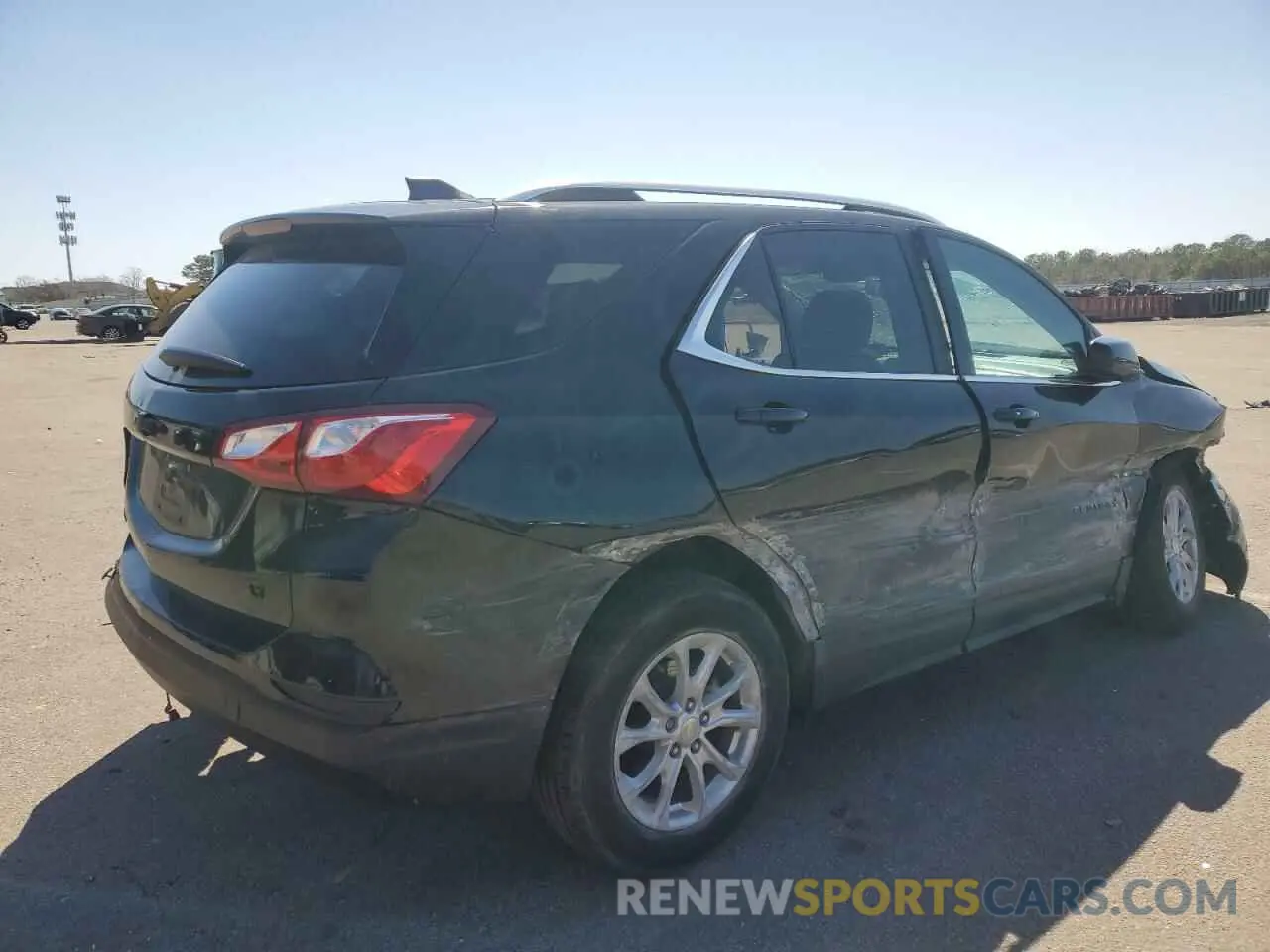3 Photograph of a damaged car 3GNAXKEV5ML401057 CHEVROLET EQUINOX 2021
