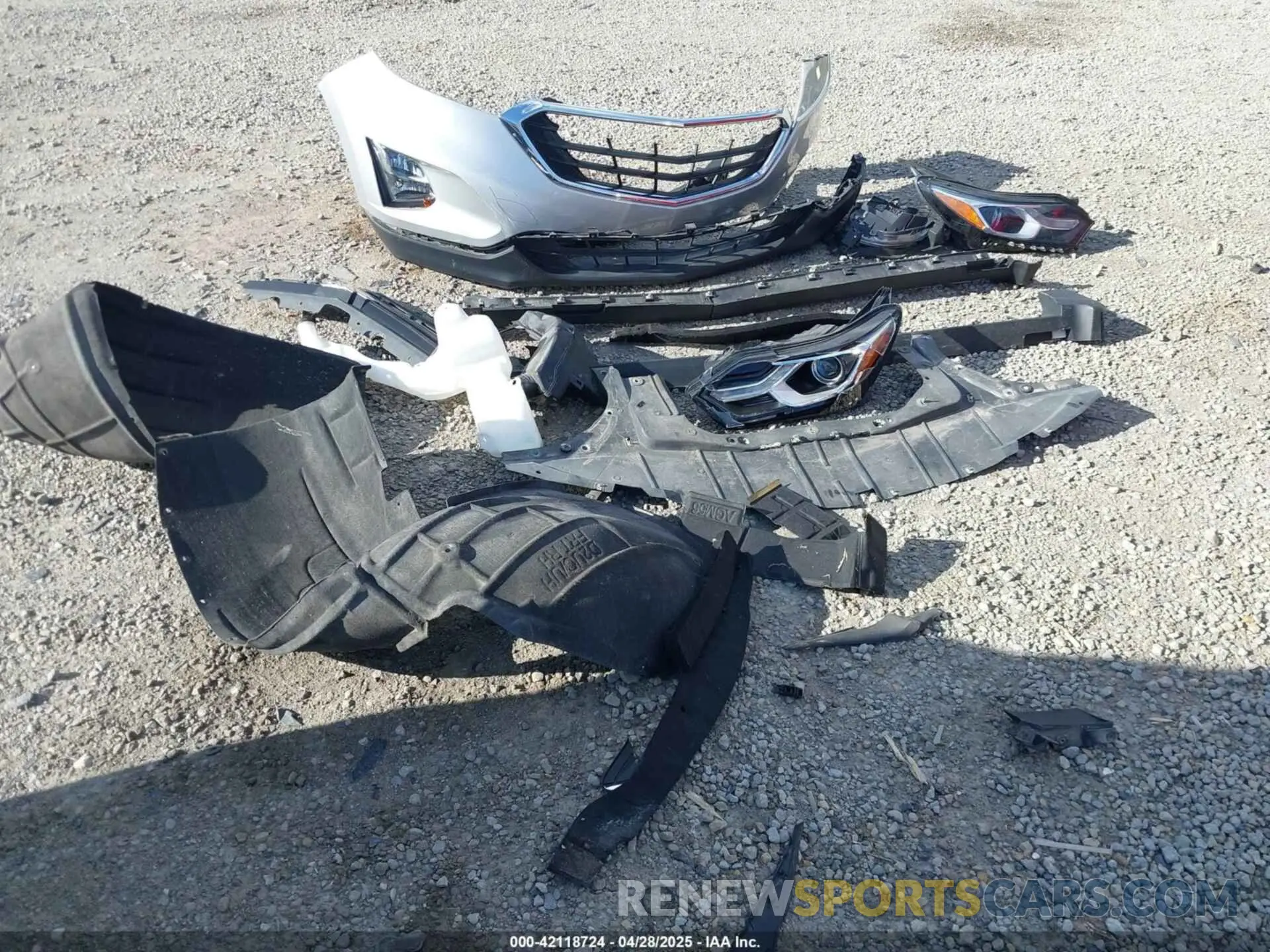 12 Фотография поврежденного автомобиля 3GNAXKEV5MS100116 CHEVROLET EQUINOX 2021