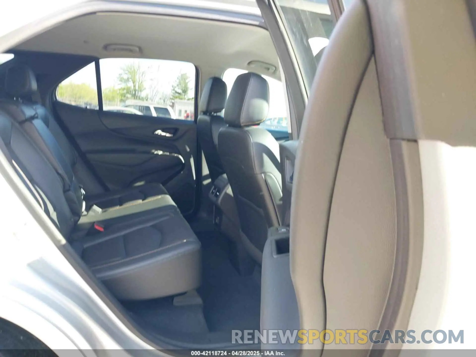 8 Фотография поврежденного автомобиля 3GNAXKEV5MS100116 CHEVROLET EQUINOX 2021
