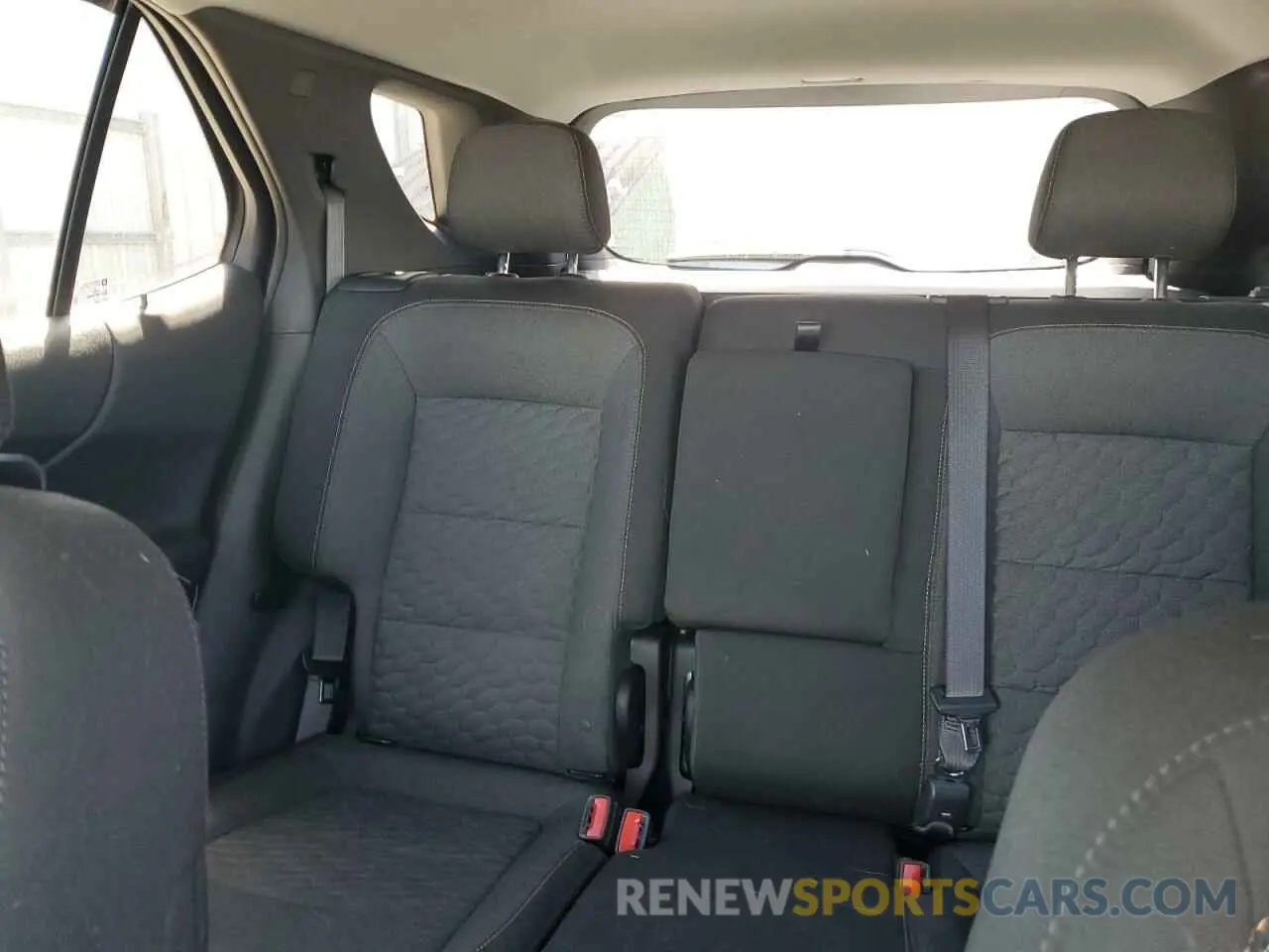 10 Photograph of a damaged car 3GNAXKEV6MS158803 CHEVROLET EQUINOX 2021