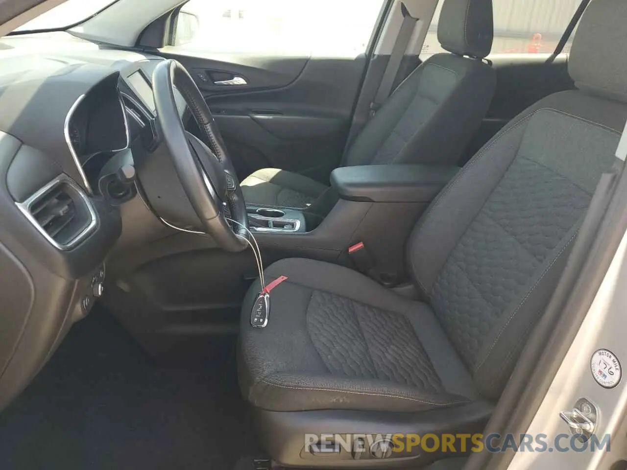 7 Photograph of a damaged car 3GNAXKEV6MS158803 CHEVROLET EQUINOX 2021